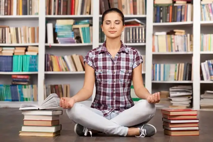 Having an IB meltdown? Use mindfulness to cut your stress levels and boost your productivity!